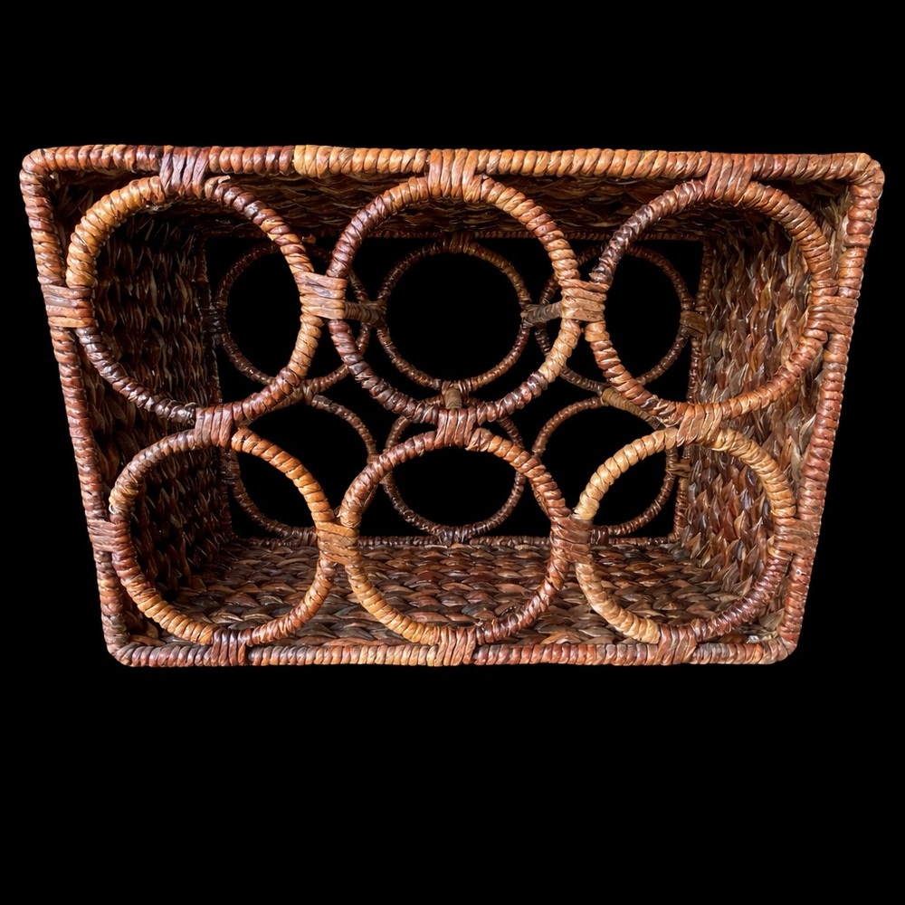 Wicker Wine Rack 6 Bottle Holder Rattan Woven Boho Rustic Coastalcore Countertop - Picture 2 of 6